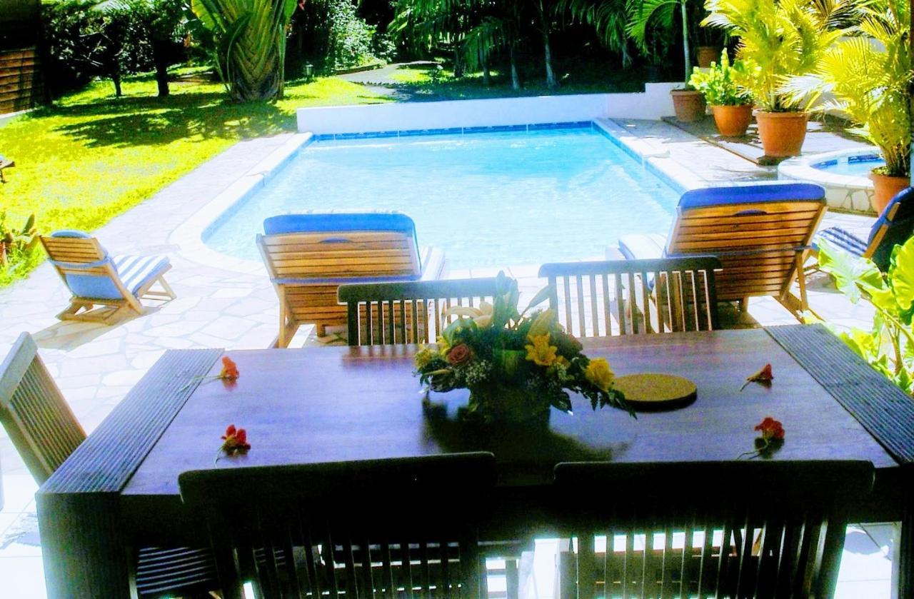 Villa arbre du voyageur, 4 étoiles et 4 clévacances Noël Esterno foto