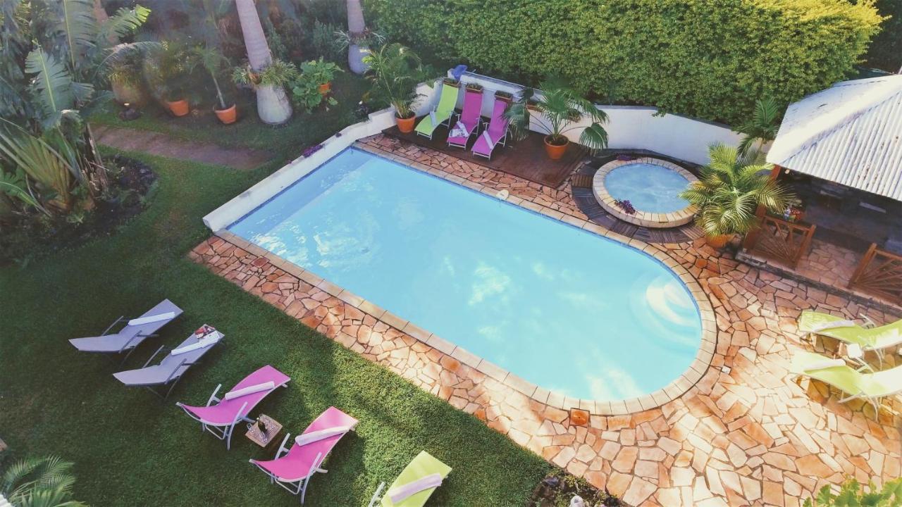 Villa arbre du voyageur, 4 étoiles et 4 clévacances Noël Esterno foto